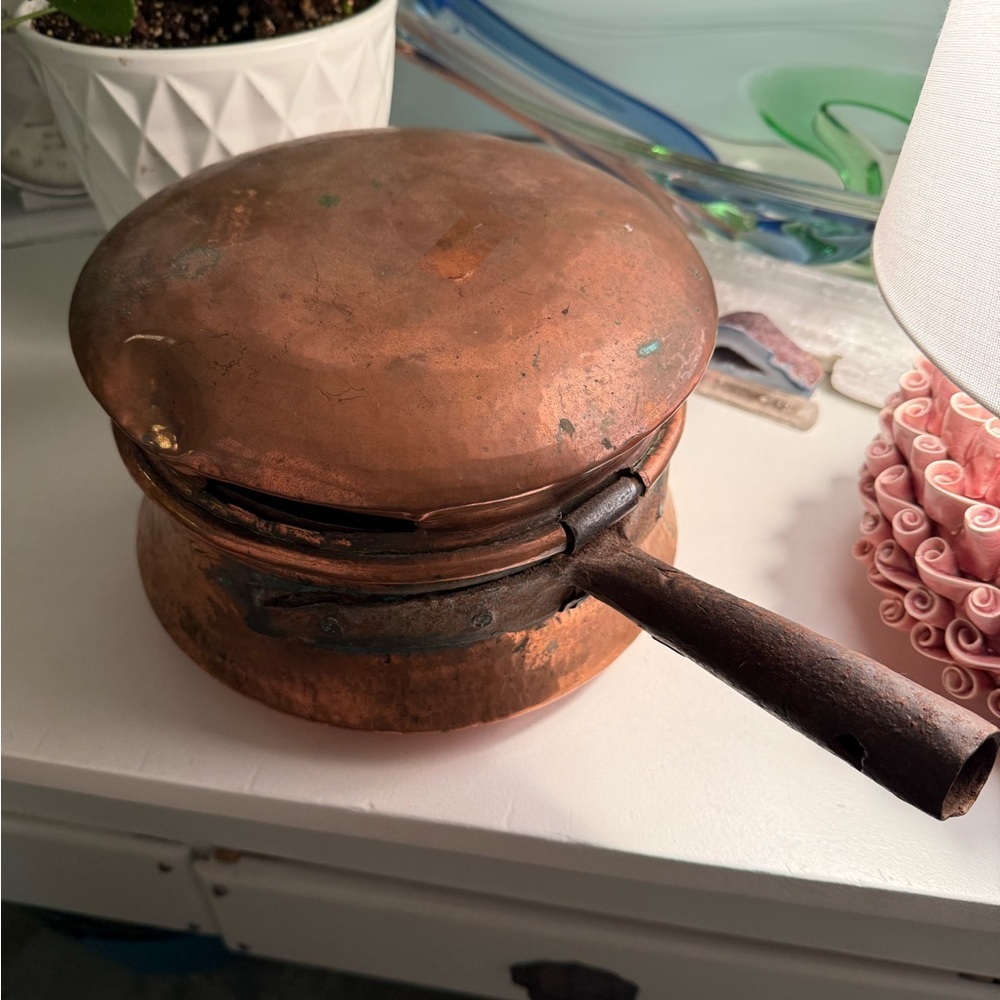 Antique copper bedpan 19th century Decorative copper pan, farmhouse Handmade - Picture 4 of 6